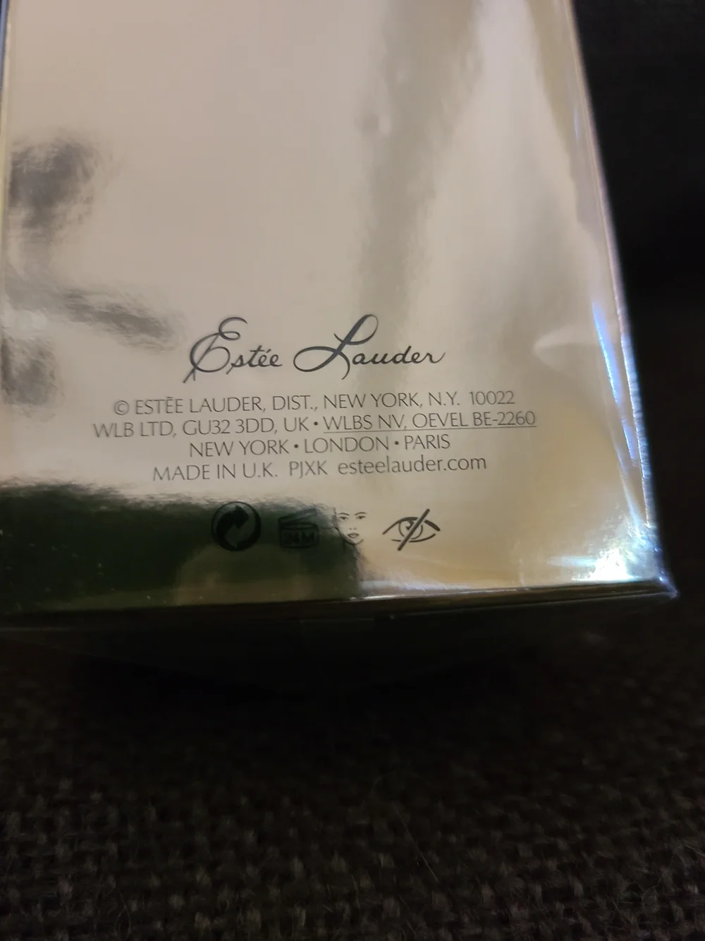 Estee Lauder Re-Nutriv Ultimate Lift Treatment Lotion 200ml - Picture 3 of 6